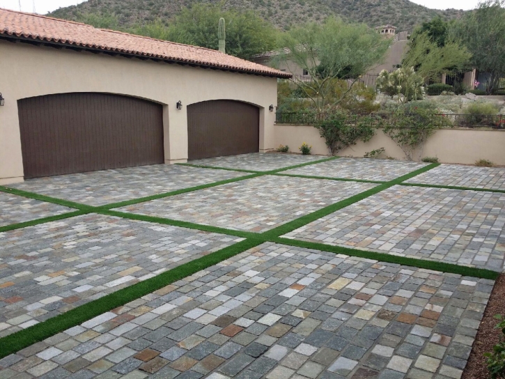 Grass Turf Pueblo, Colorado Rooftop, Front Yard Landscaping